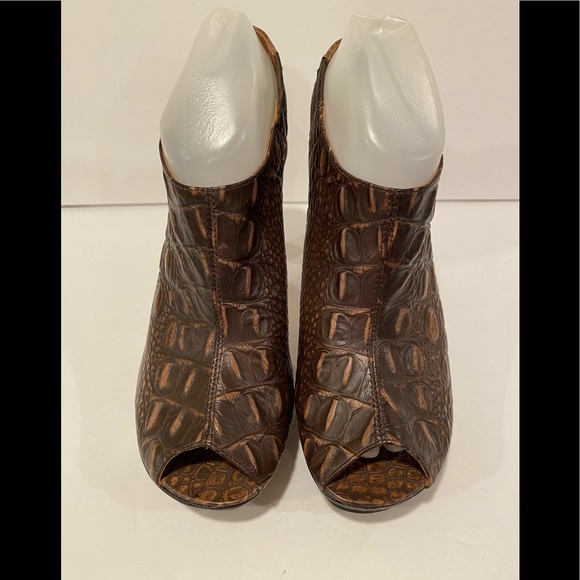 Maxazria Croc print slingback sandals mules leather heels brown 37.5 - Picture 5 of 9